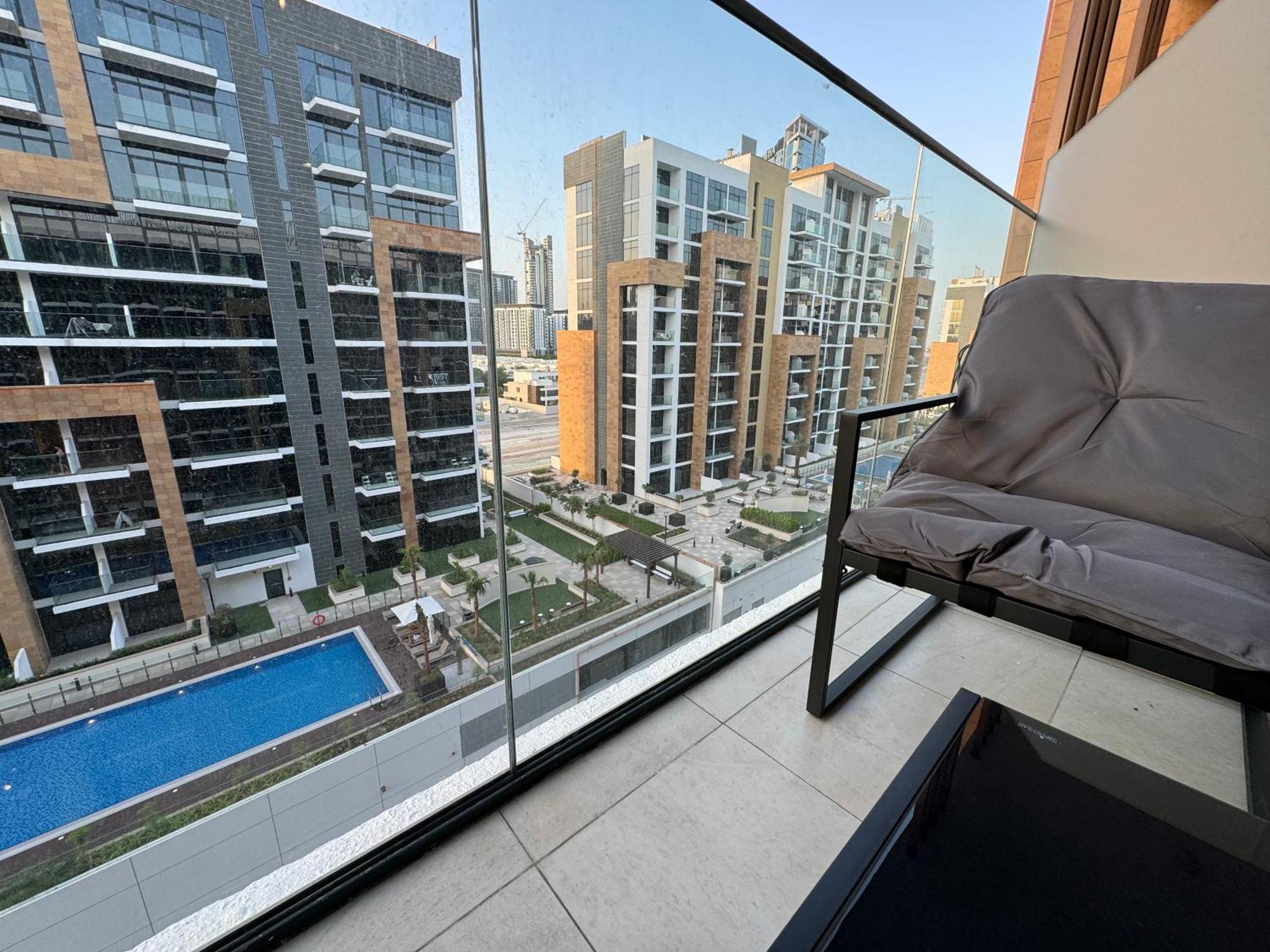 Ashri Hh, Standard In Riviera Dubai