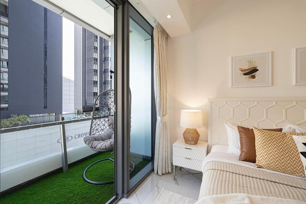 Luxe 2-bedroom In Heart Of Marina Apartment Dubai