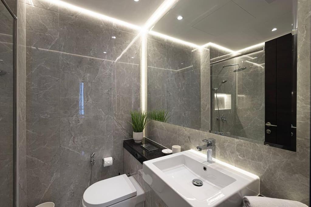 Luxe 2-bedroom In Heart Of Marina Dubai