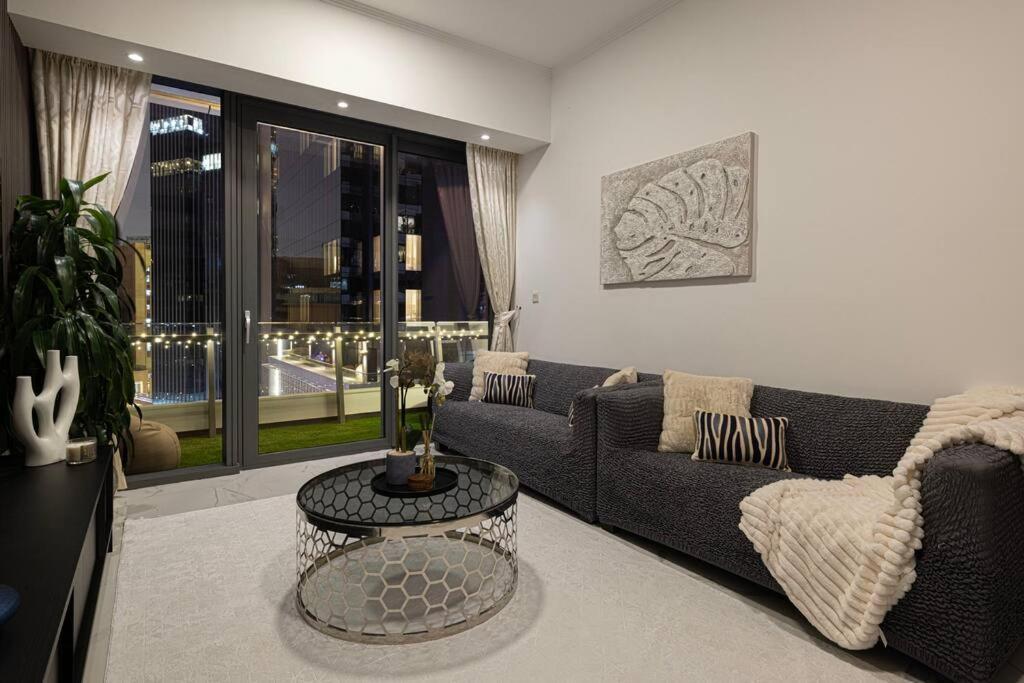 Luxe 2-bedroom In Heart Of Marina Dubai