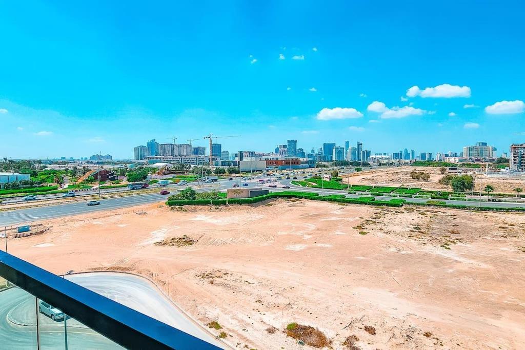 Comfy With Sky View In Apartment *