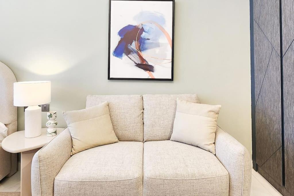 Apartment Comfy With Sky View In Dubai