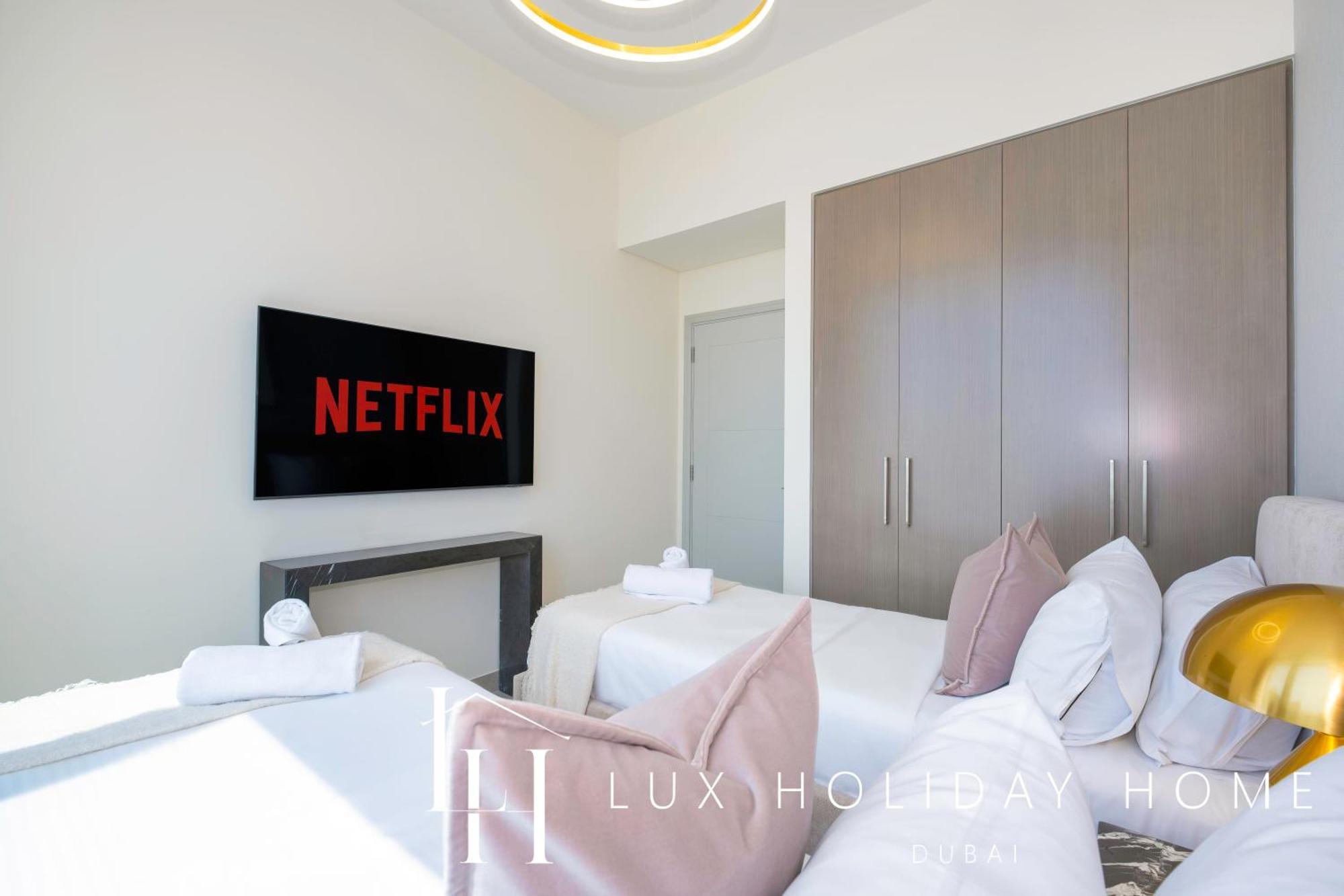 Lux The Downtown Sea View * Dubai