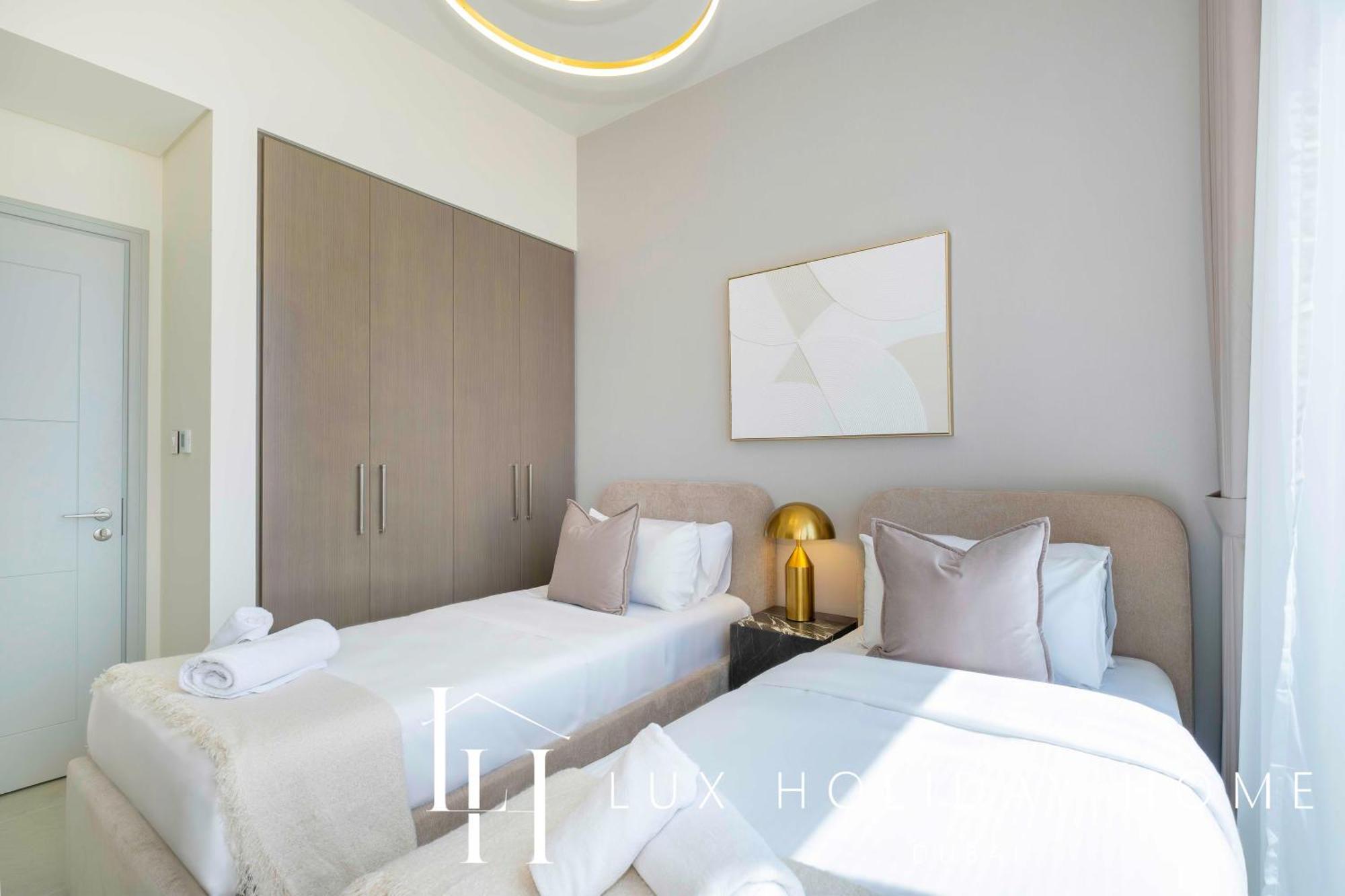 Lux The Downtown Sea View *