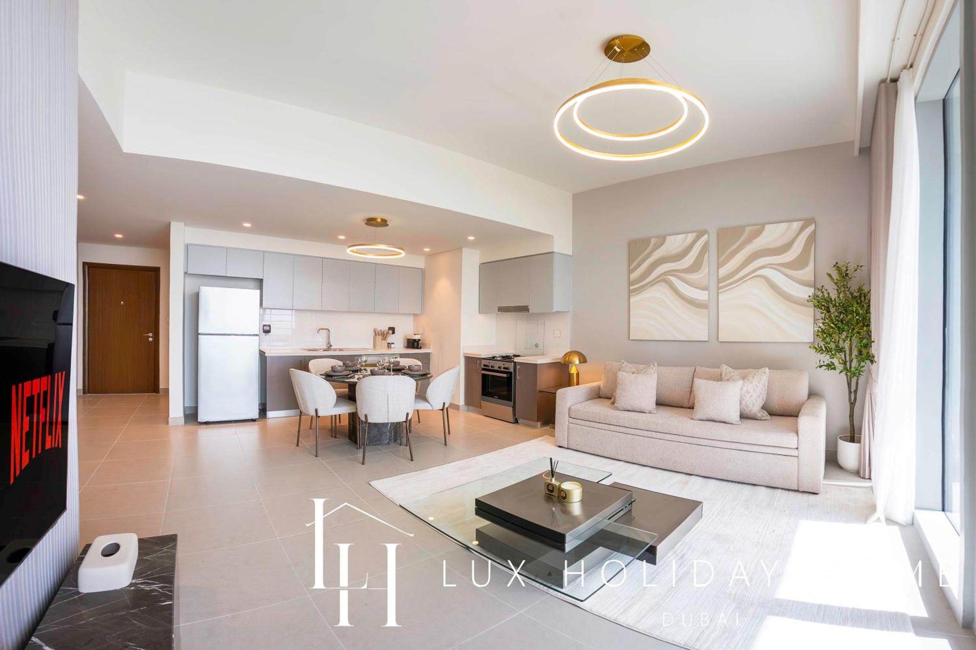Lux The Downtown Sea View * Dubai