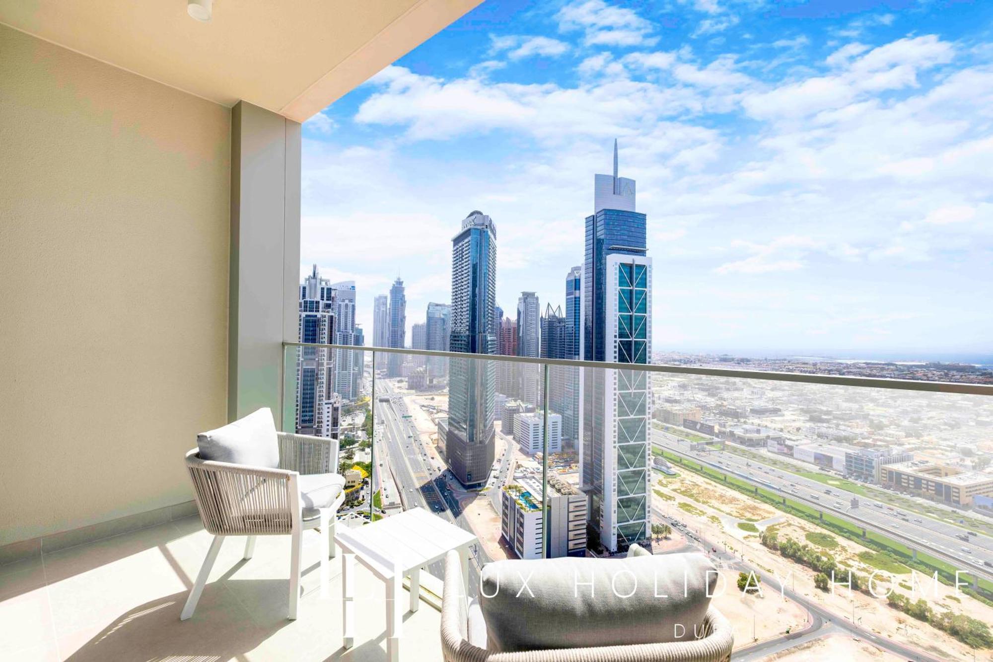 Lux The Downtown Sea View Apartment *