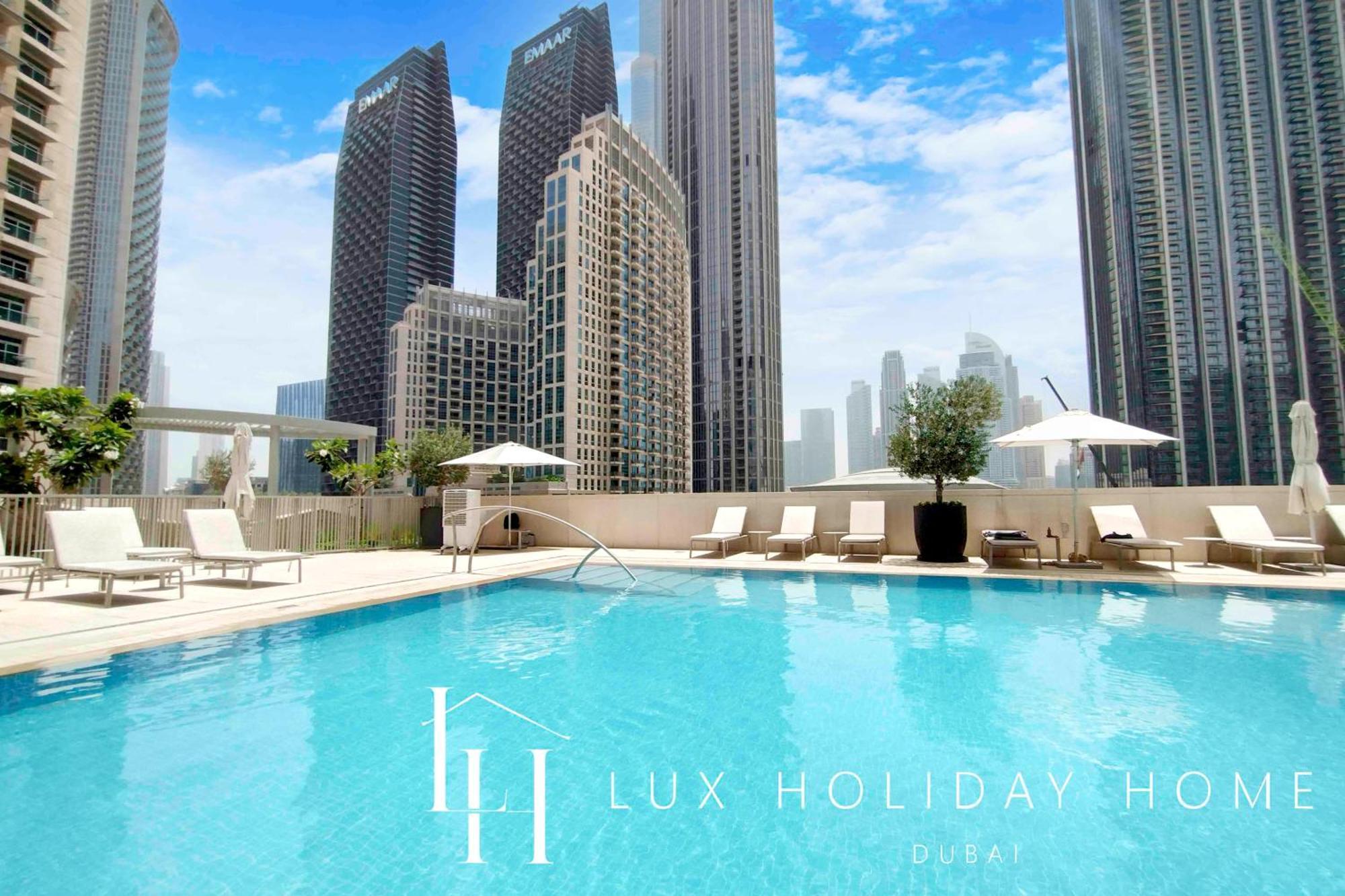 Lux The Downtown Sea View Apartment Dubai