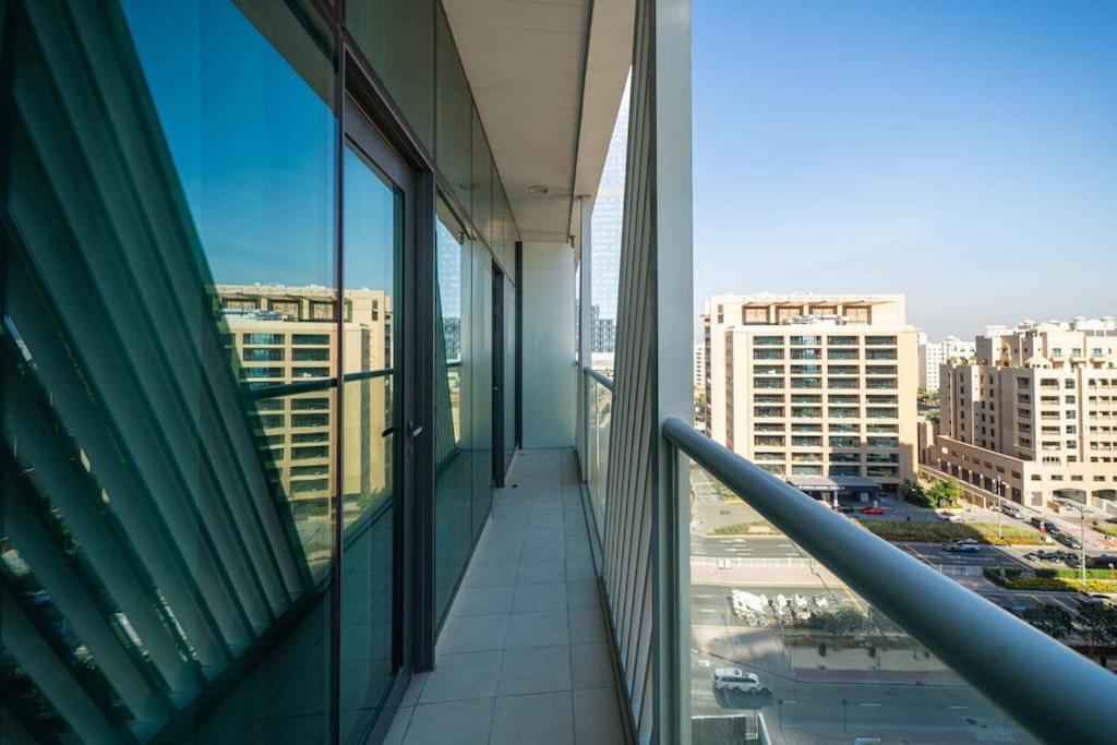 Seven Palm - Stunning 1 Bedroom With Sea View Apartment Dubai