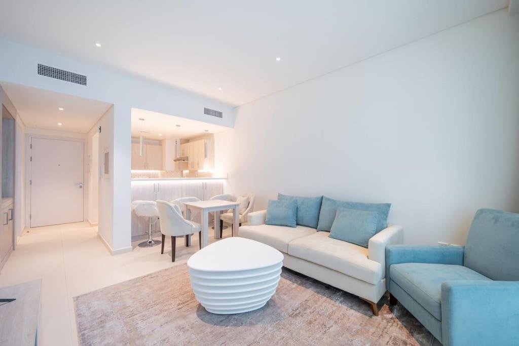 Apartment Seven Palm - Stunning 1 Bedroom With Sea View *