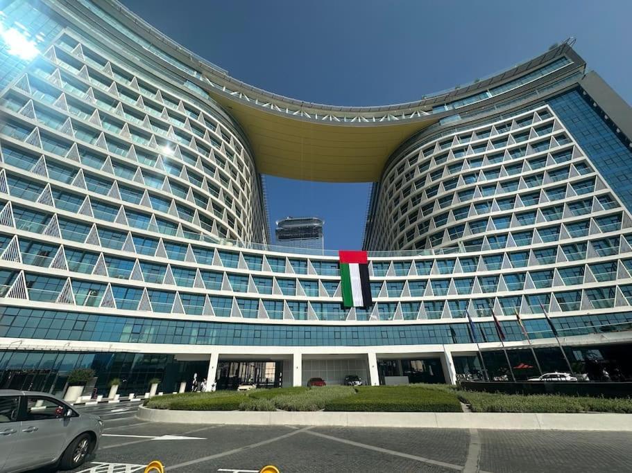 Seven Palm - Stunning 1 Bedroom With Sea View *