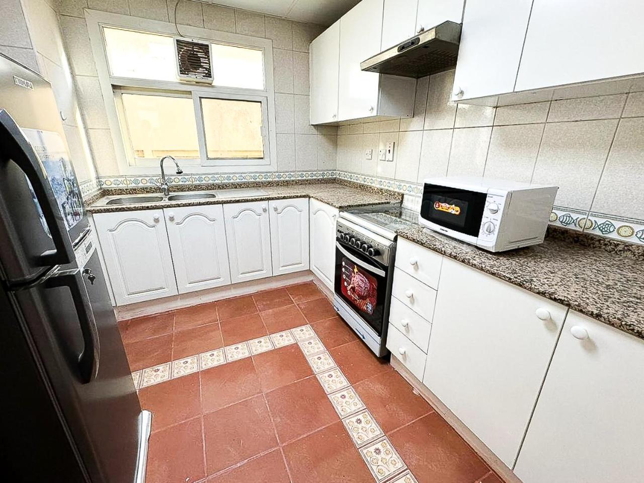 Karama Star 2 -
