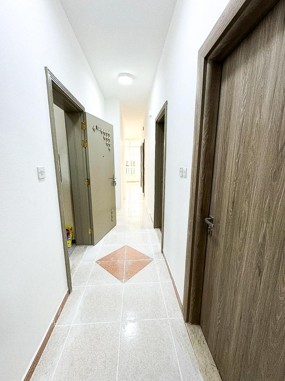 Karama Star 2 -