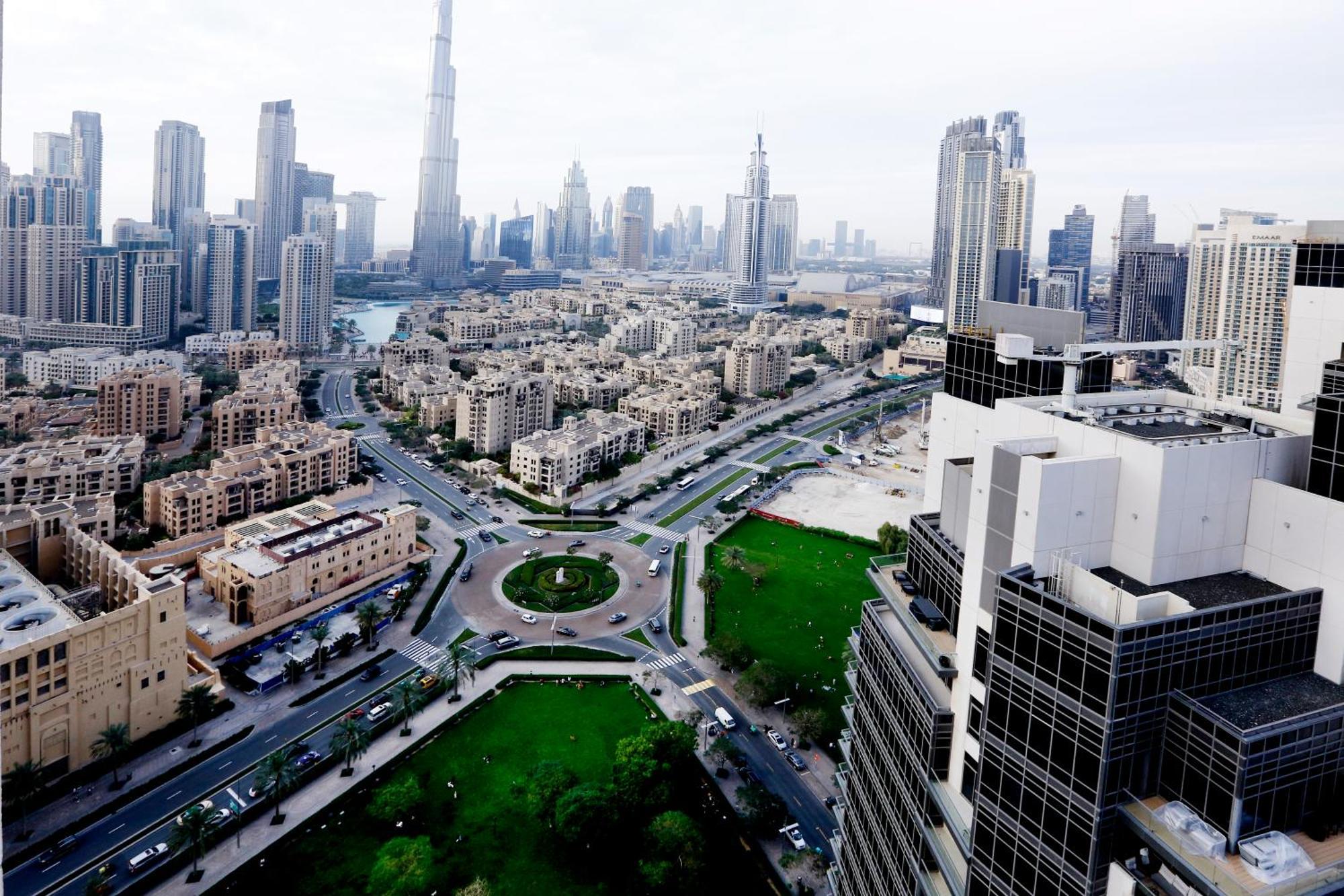 Brown Stone Homes Burj Khlifa * Dubai
