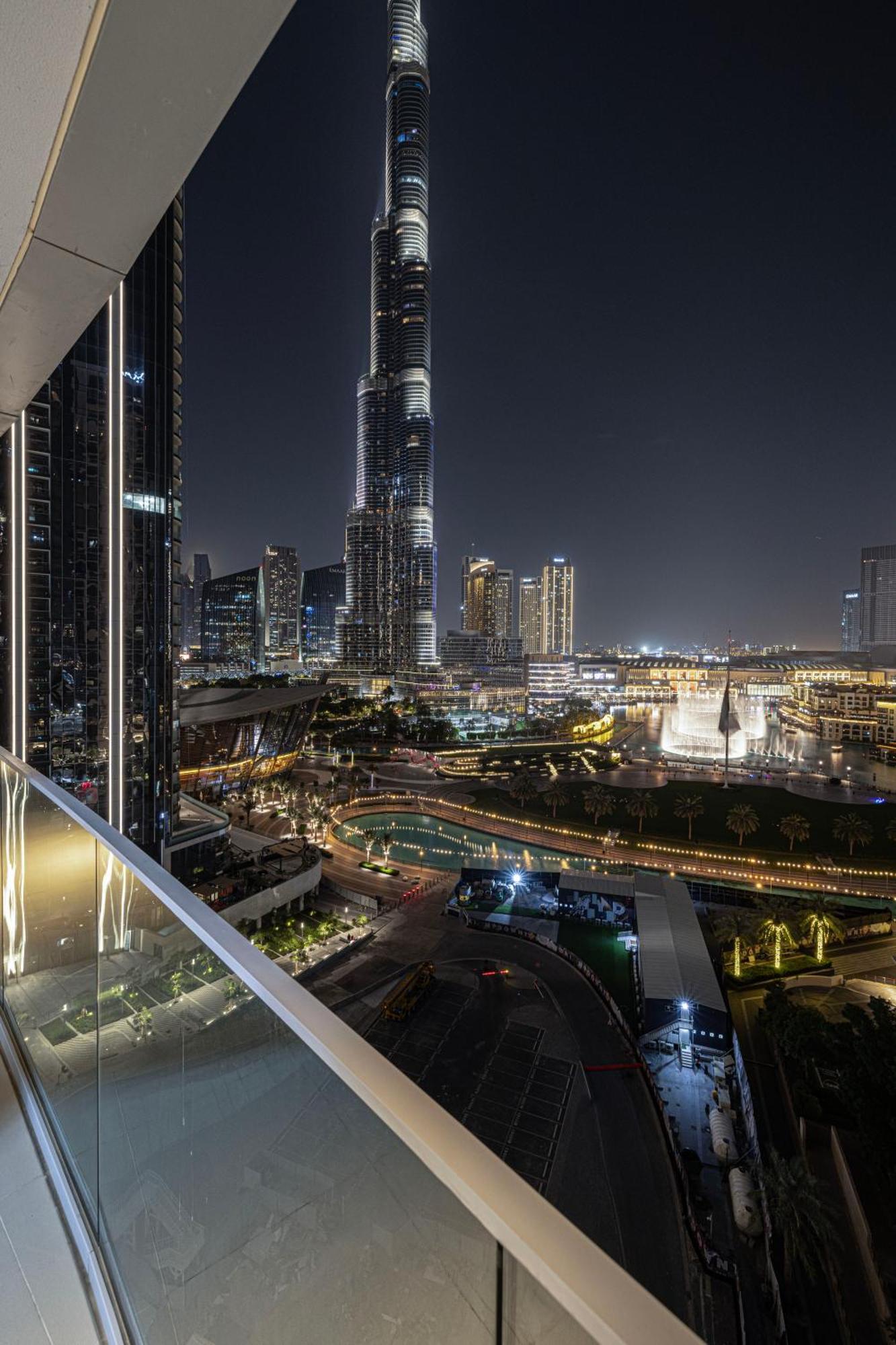 5 Stars Grand Opera Tower Lux 2 Bedroom Downtown Full Burj Khalifa View Apartment *