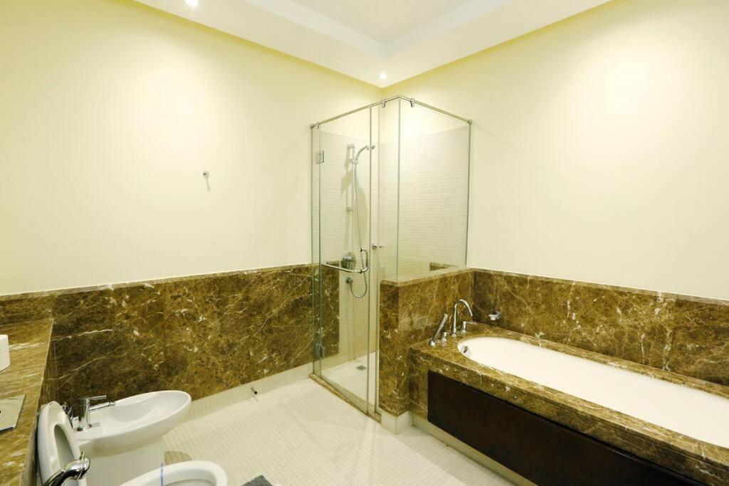 Apartment Brown Stone Homes Burj Khlifa Dubai