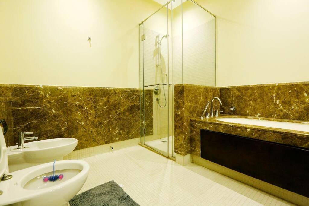 Brown Stone Homes Burj Khlifa Apartment Dubai
