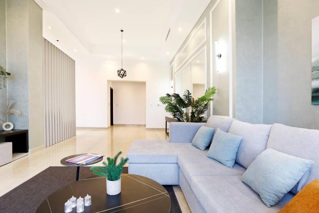 Apartment Brown Stone Homes Burj Khlifa