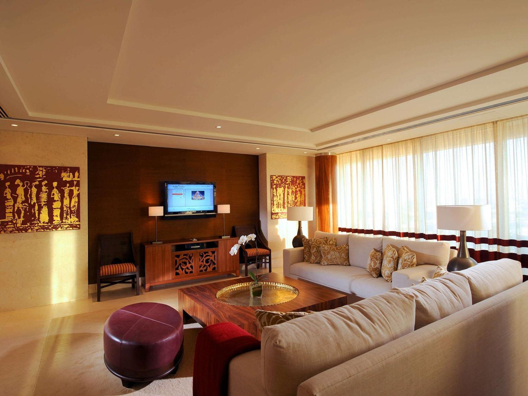 Raffles 5*