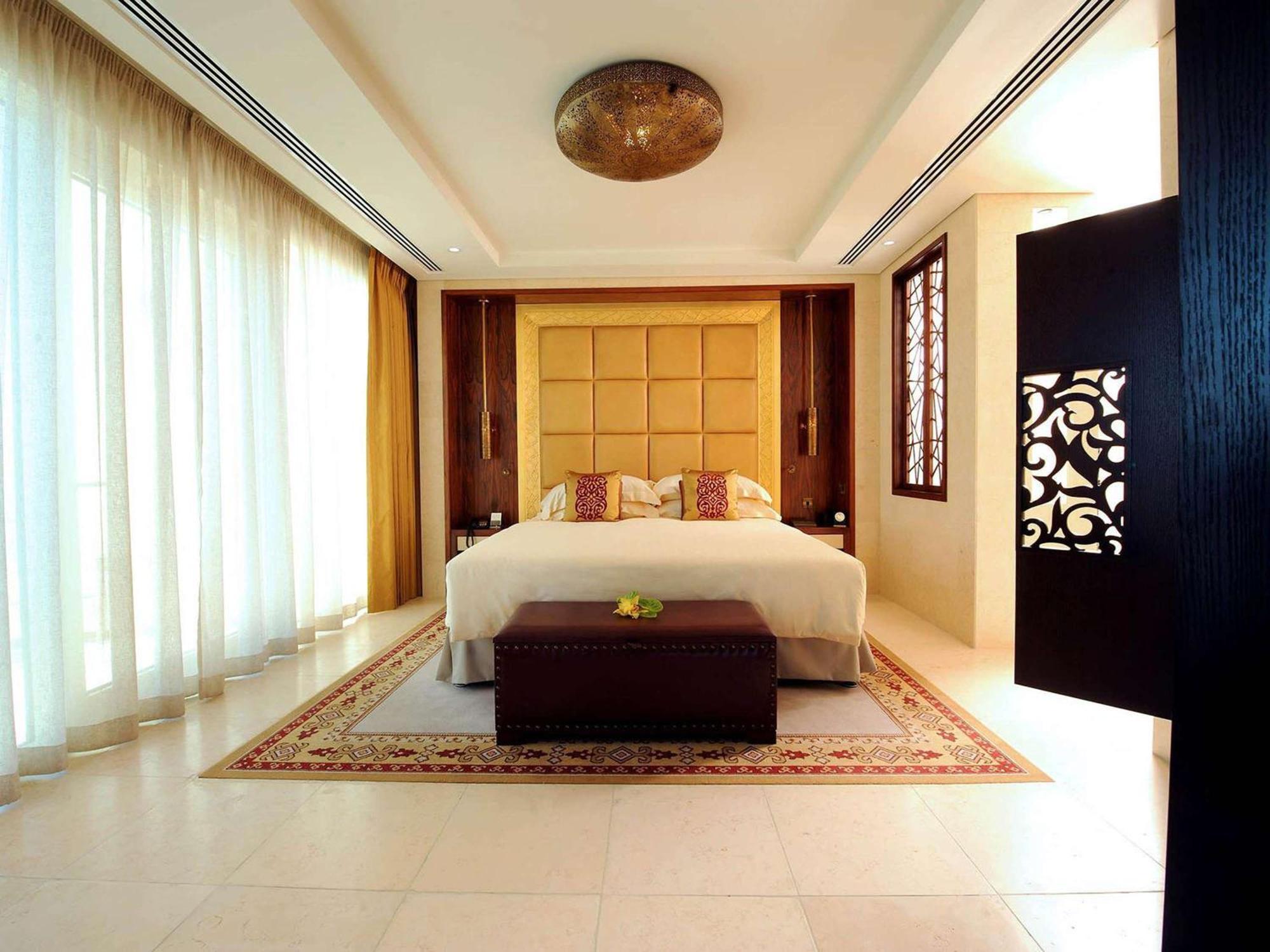 Otel Raffles