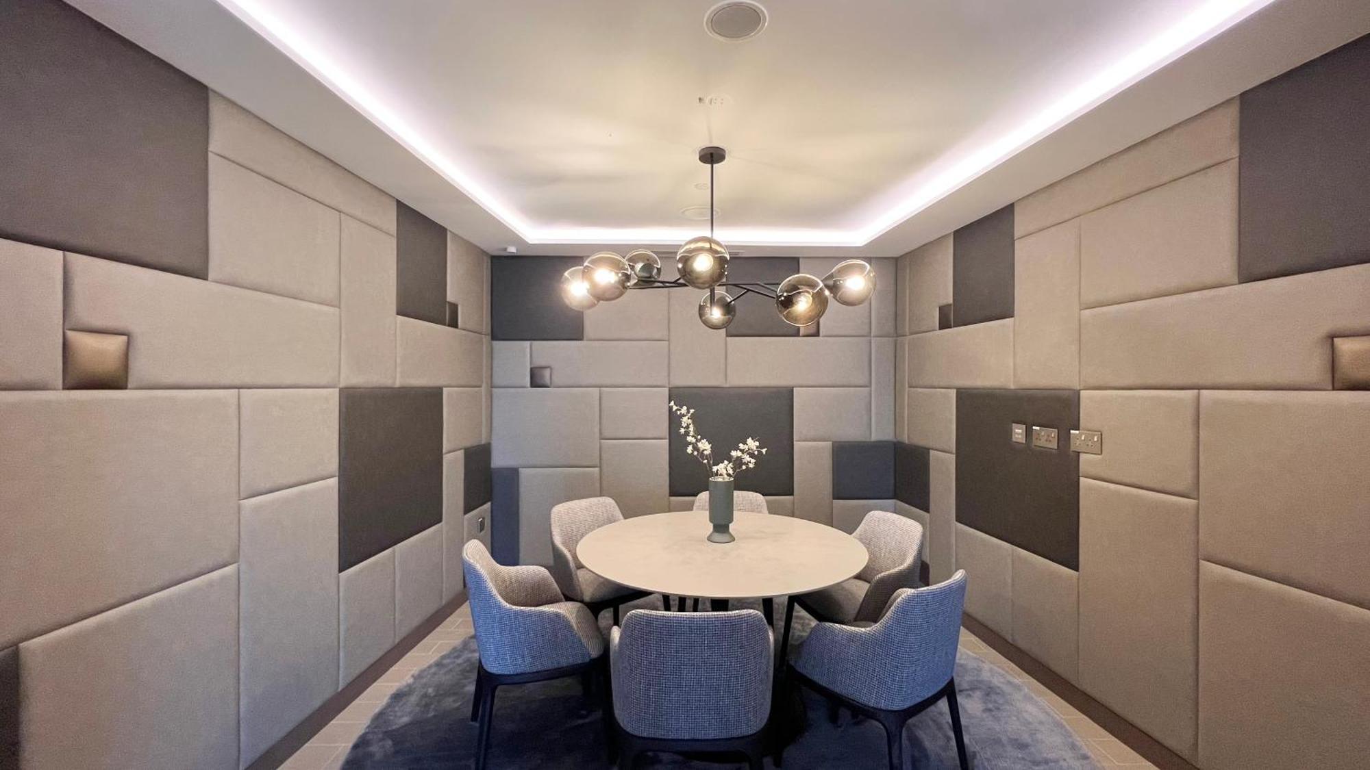 Stunning Burj & Fountain Views Luxury 2 Br