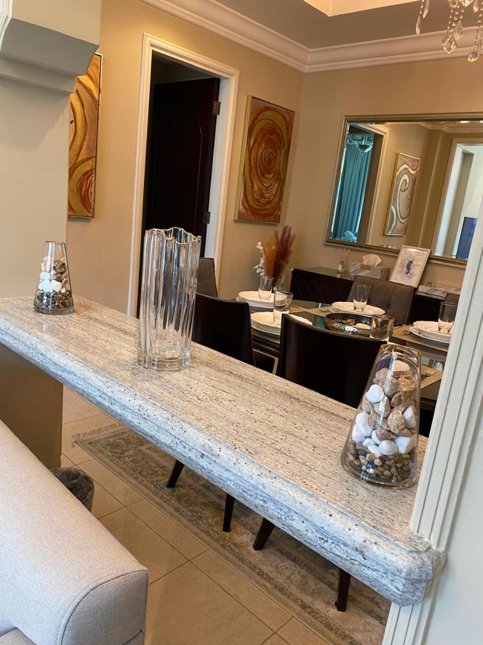Luxurious Burj View Oasis 2 Bedroom * Dubai