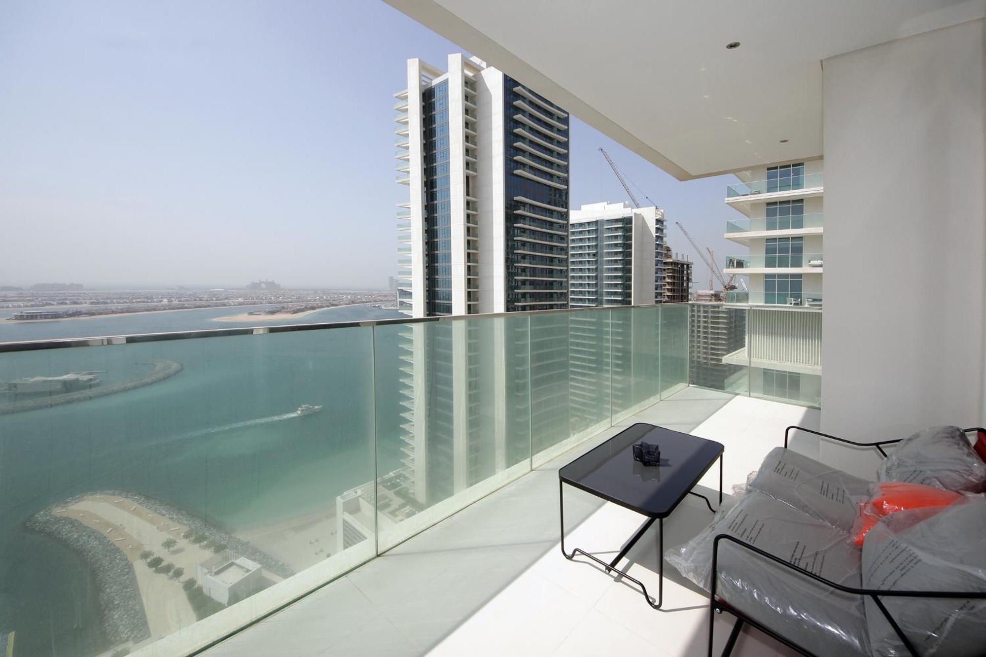 Apartment Incredible Sea View 2bhk - Private Access - Emaar Beachfront Dubai