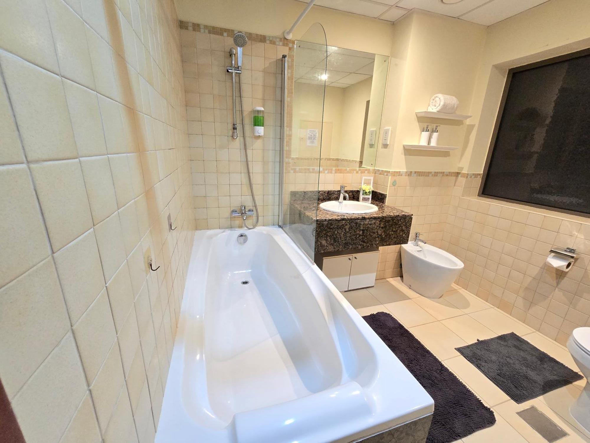 Daire 1 World, Premium Hostel, Jbr, Near Metro And Beach *
