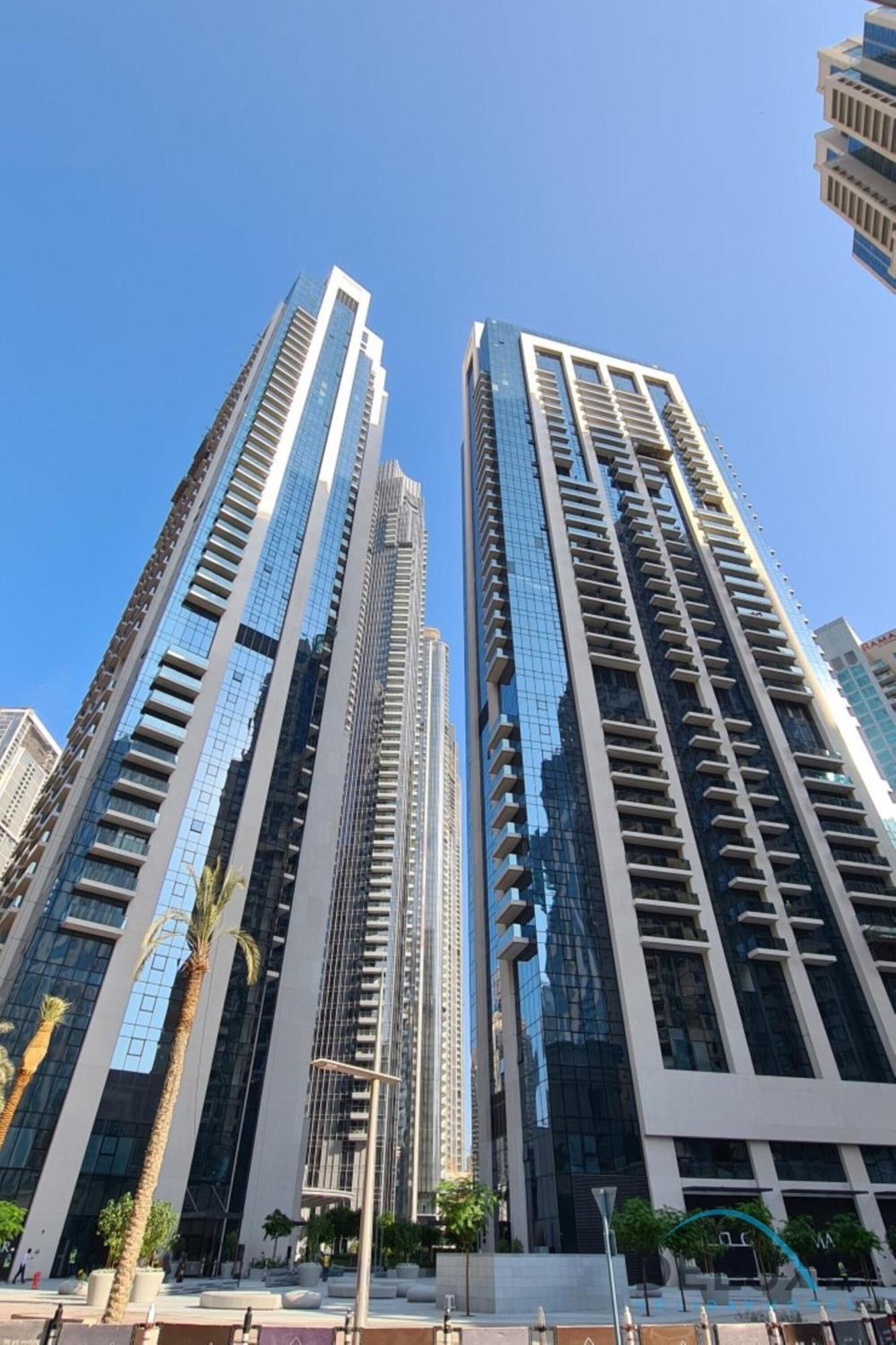 Sumptuous 3br With Assistant At Act One Act Two Tower 2 In Downtown By Deluxe Homes *
