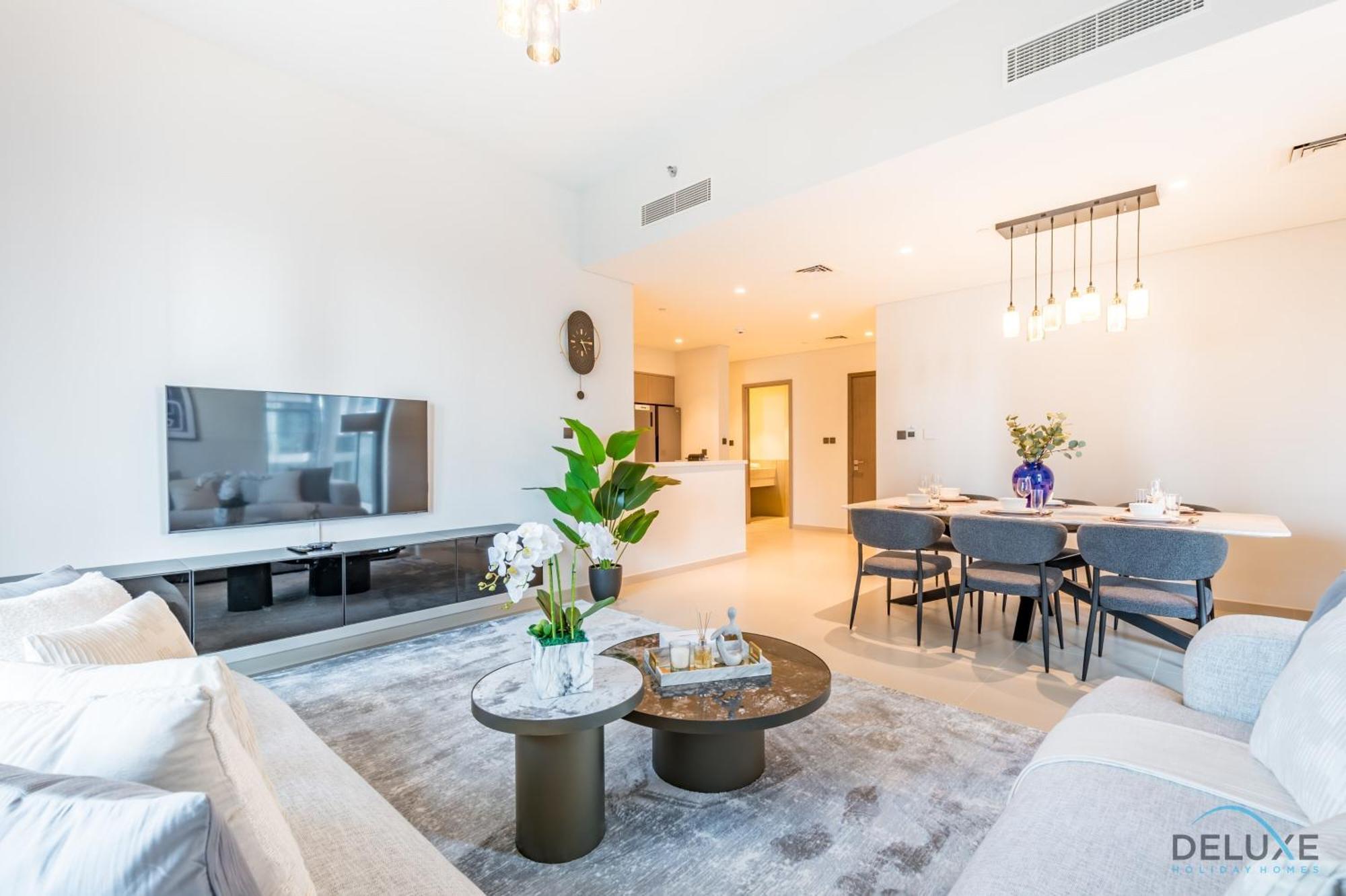 Sumptuous 3br With Assistant At Act One Act Two Tower 2 In Downtown By Deluxe Homes Dubai
