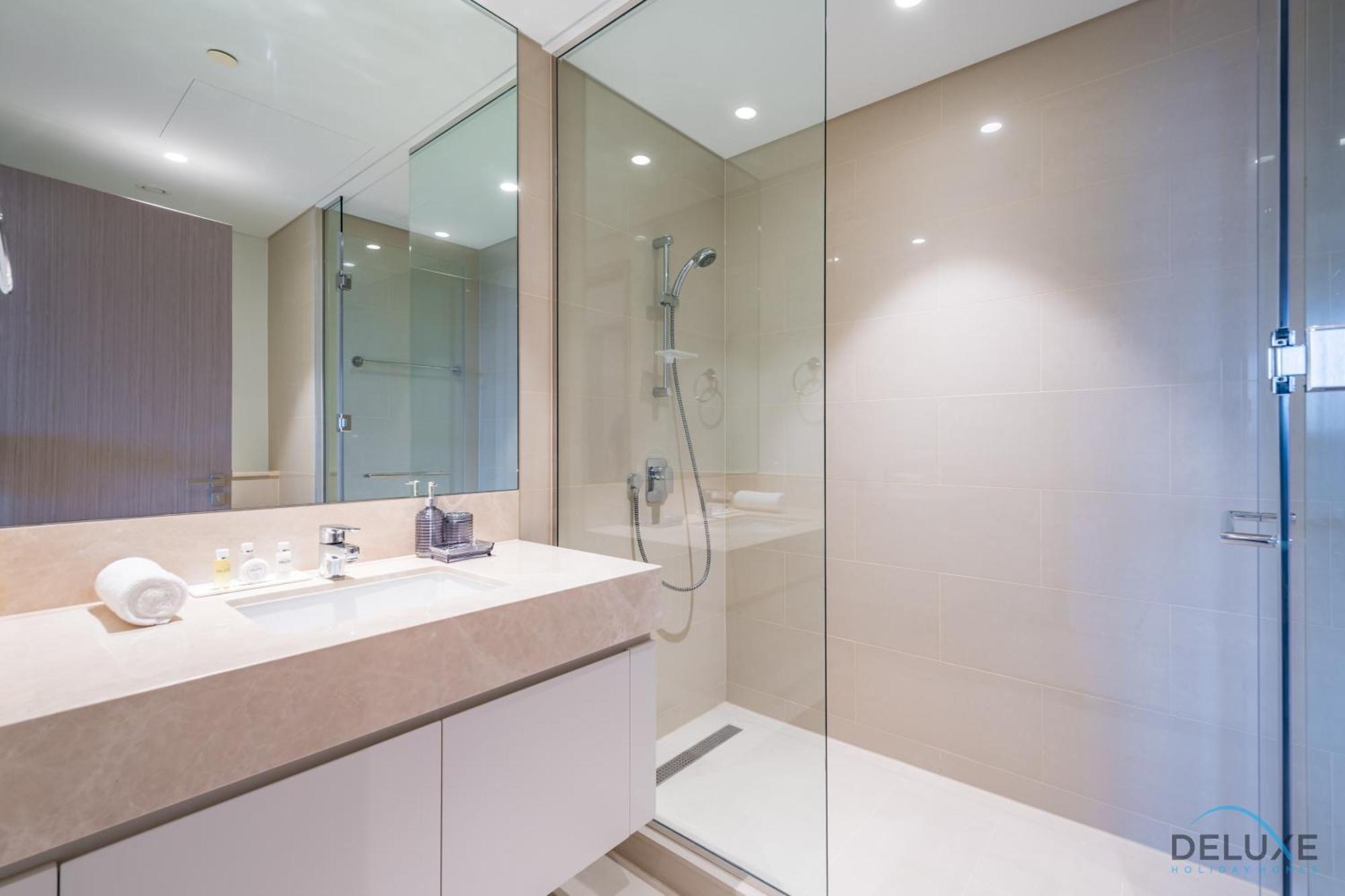 Apartment Sumptuous 3br With Assistant At Act One Act Two Tower 2 In Downtown By Deluxe Homes