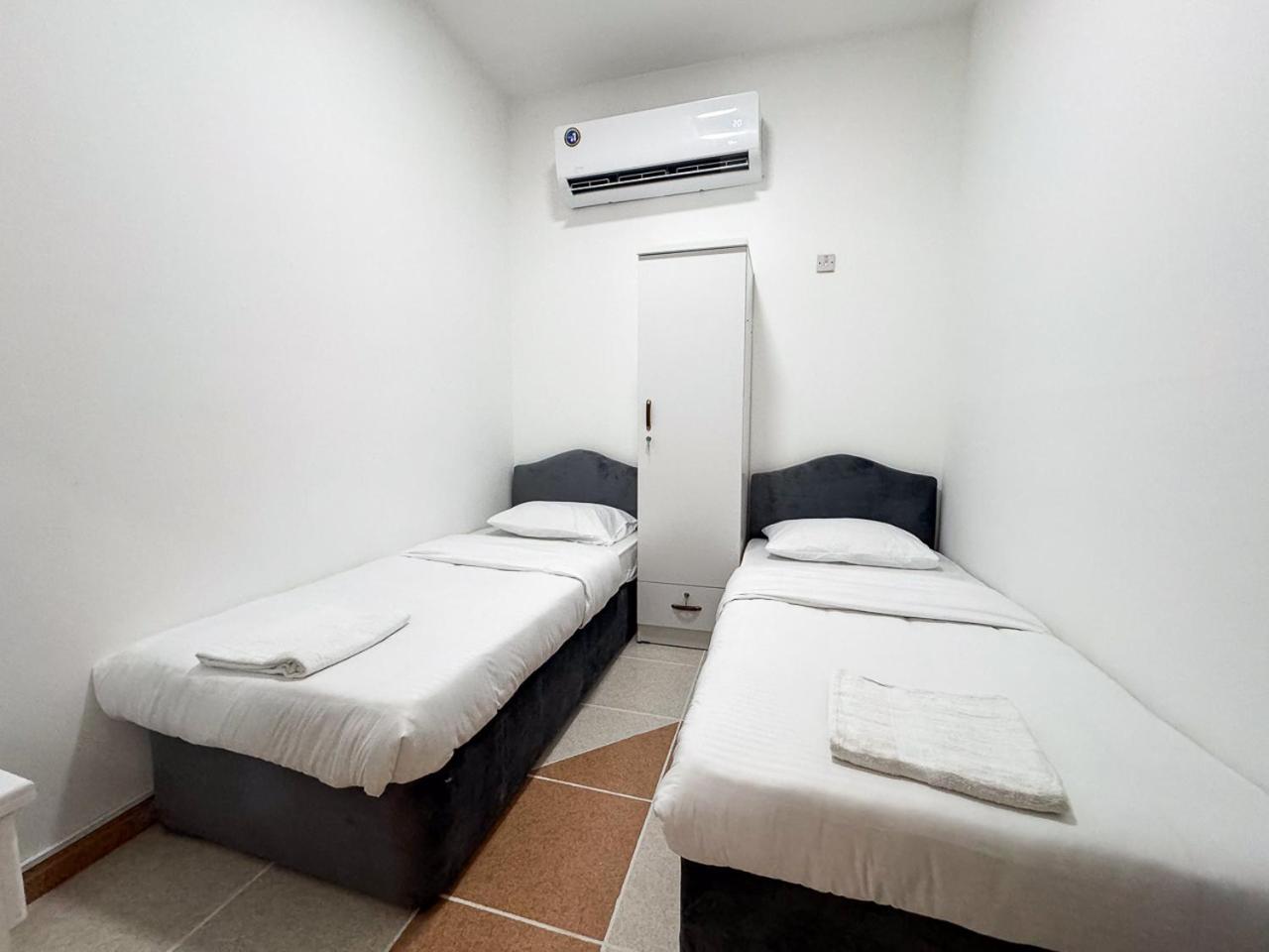 Homestay Karama Star 2 -