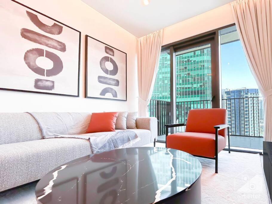 Apartment Stylish 1bedroom With Balcony & View Dubai