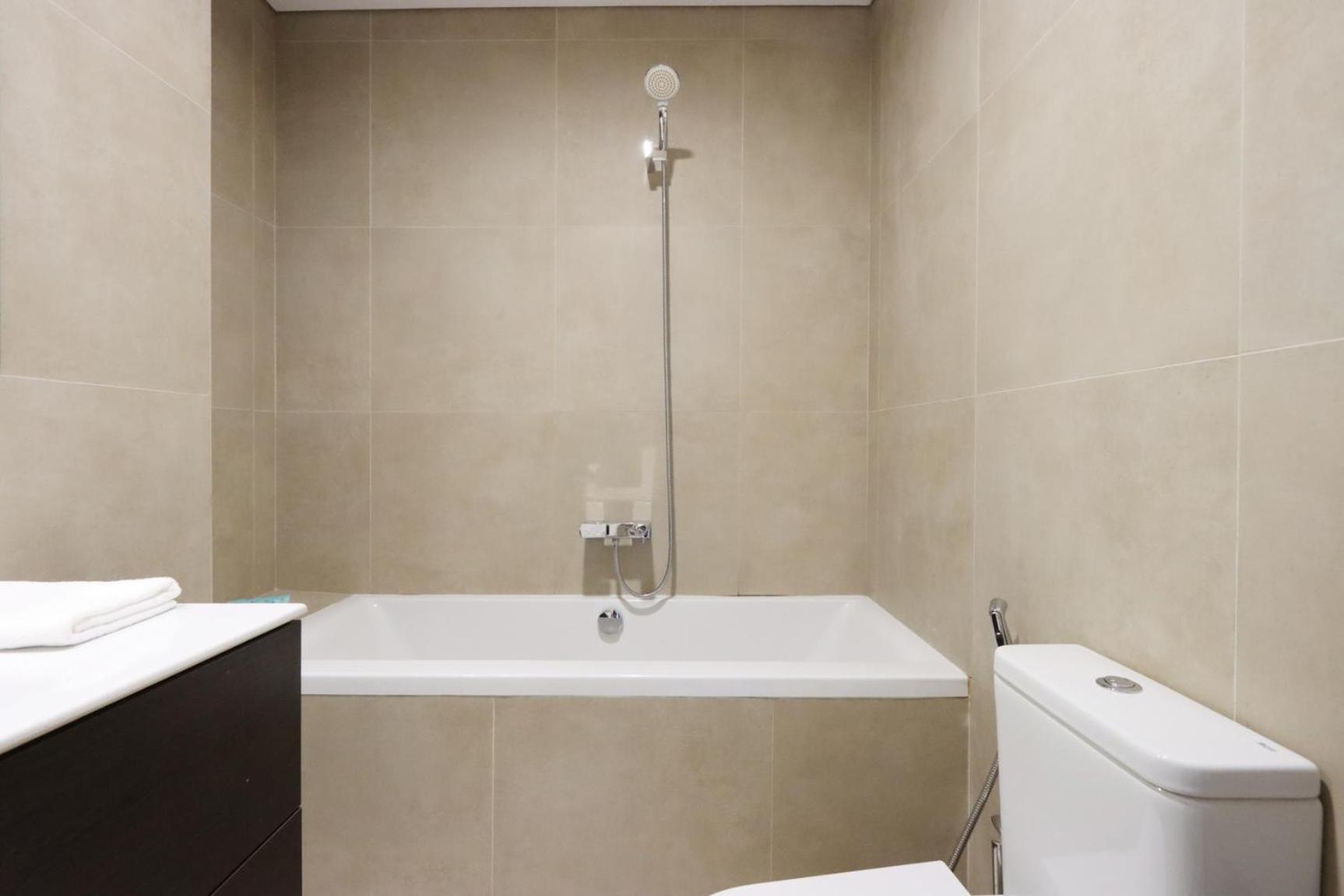 Livbnb - 2 Bedroom In Marina Arcade *