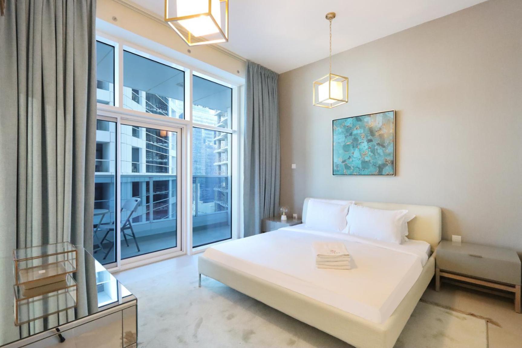 Livbnb - 2 Bedroom In Marina Arcade Dubai