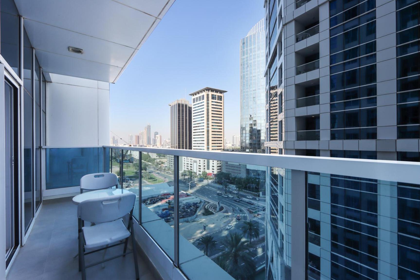 Livbnb - 2 Bedroom In Marina Arcade * Dubai