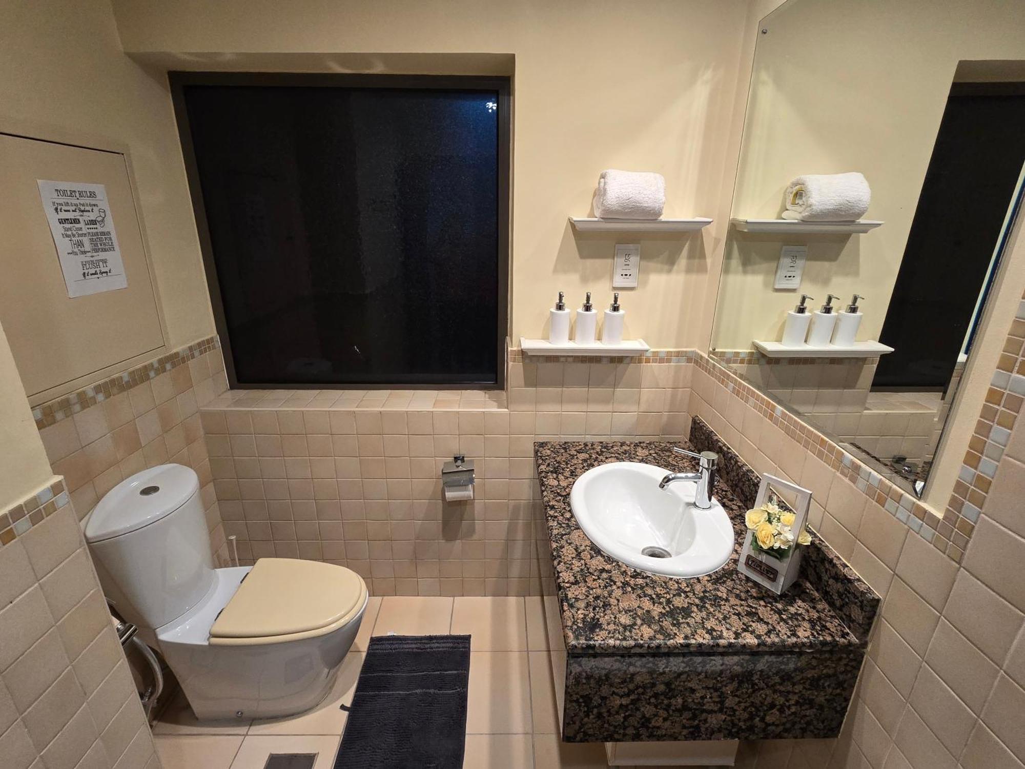 1 World, Premium Hostel, Jbr, Near Metro And Beach Daire *