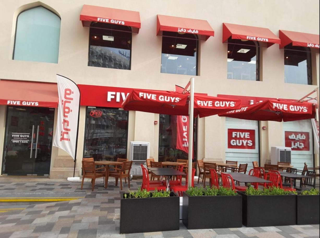 1 World, Premium Hostel, Jbr, Near Metro And Beach Daire