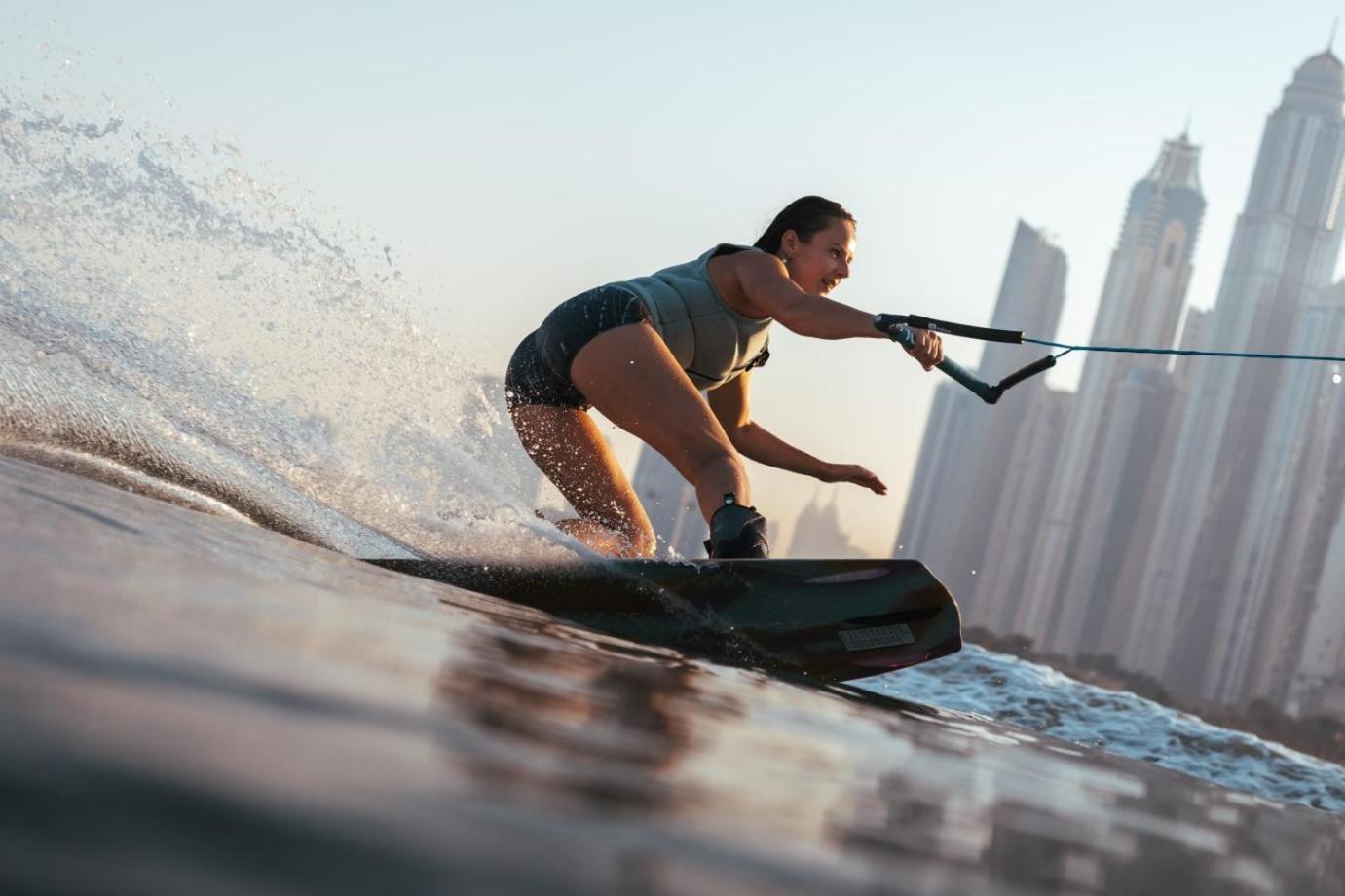 Daire 1 World, Premium Hostel, Jbr, Near Metro And Beach Dubai