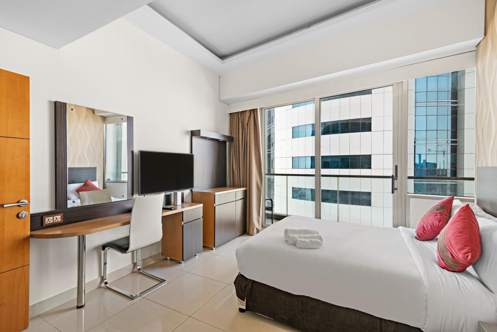 Great 2br Ocean Heights *
