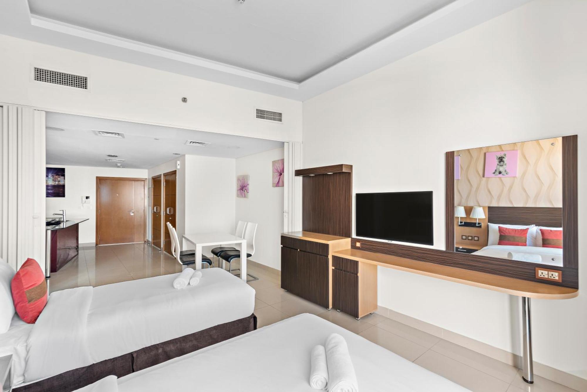 Great 2br Ocean Heights Apartment *