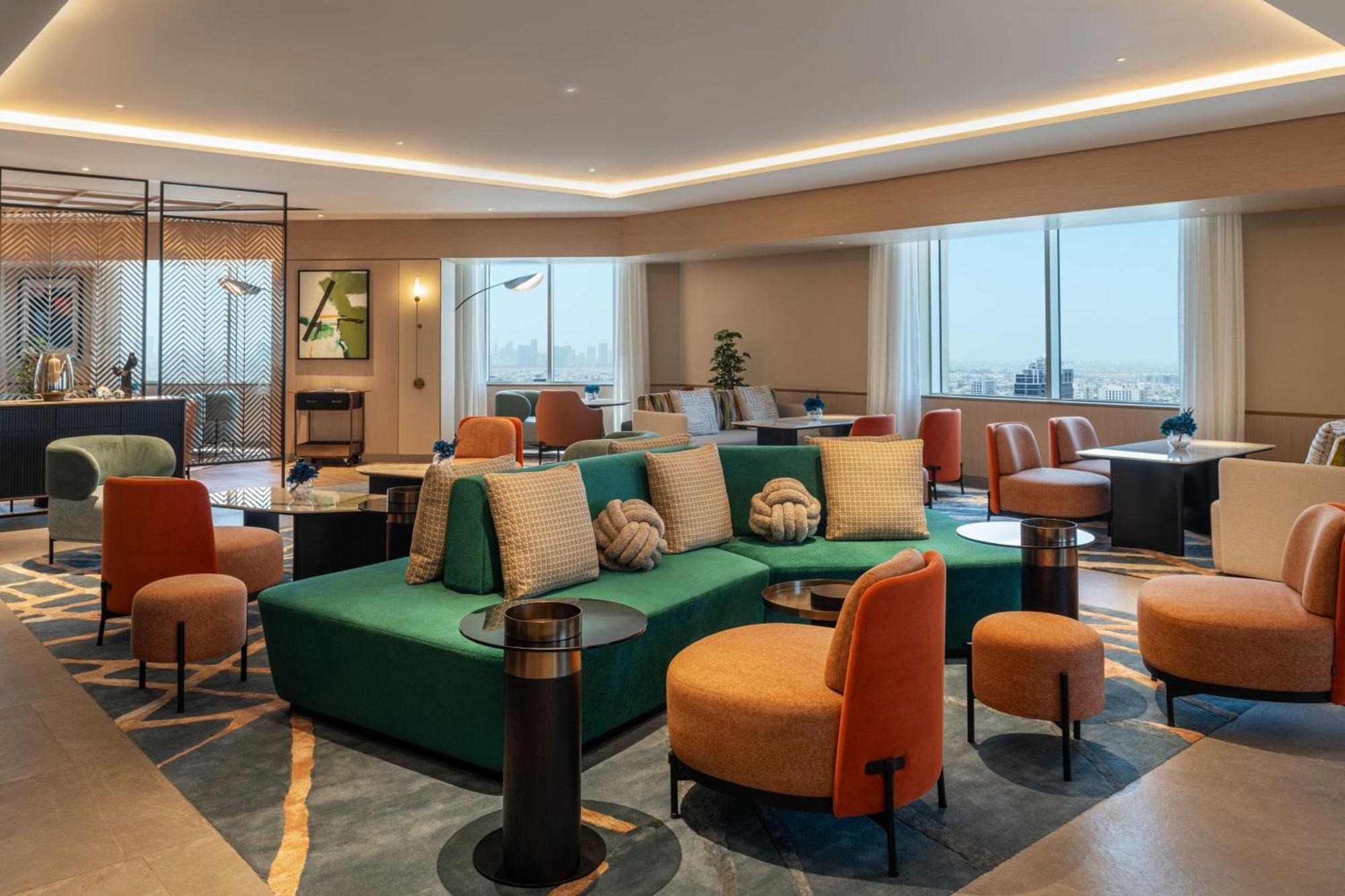 Sheraton Mall Of The Emirates Hotel, 5*