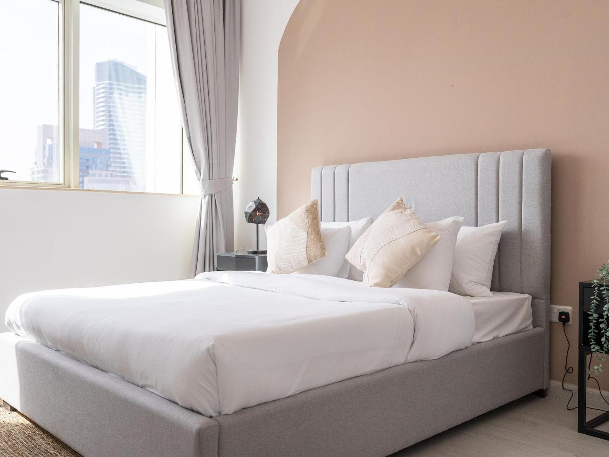 Marina Stunning Huge 4 Bedroom Apts Near Jbr Gym Pool Parking Apartamento *
