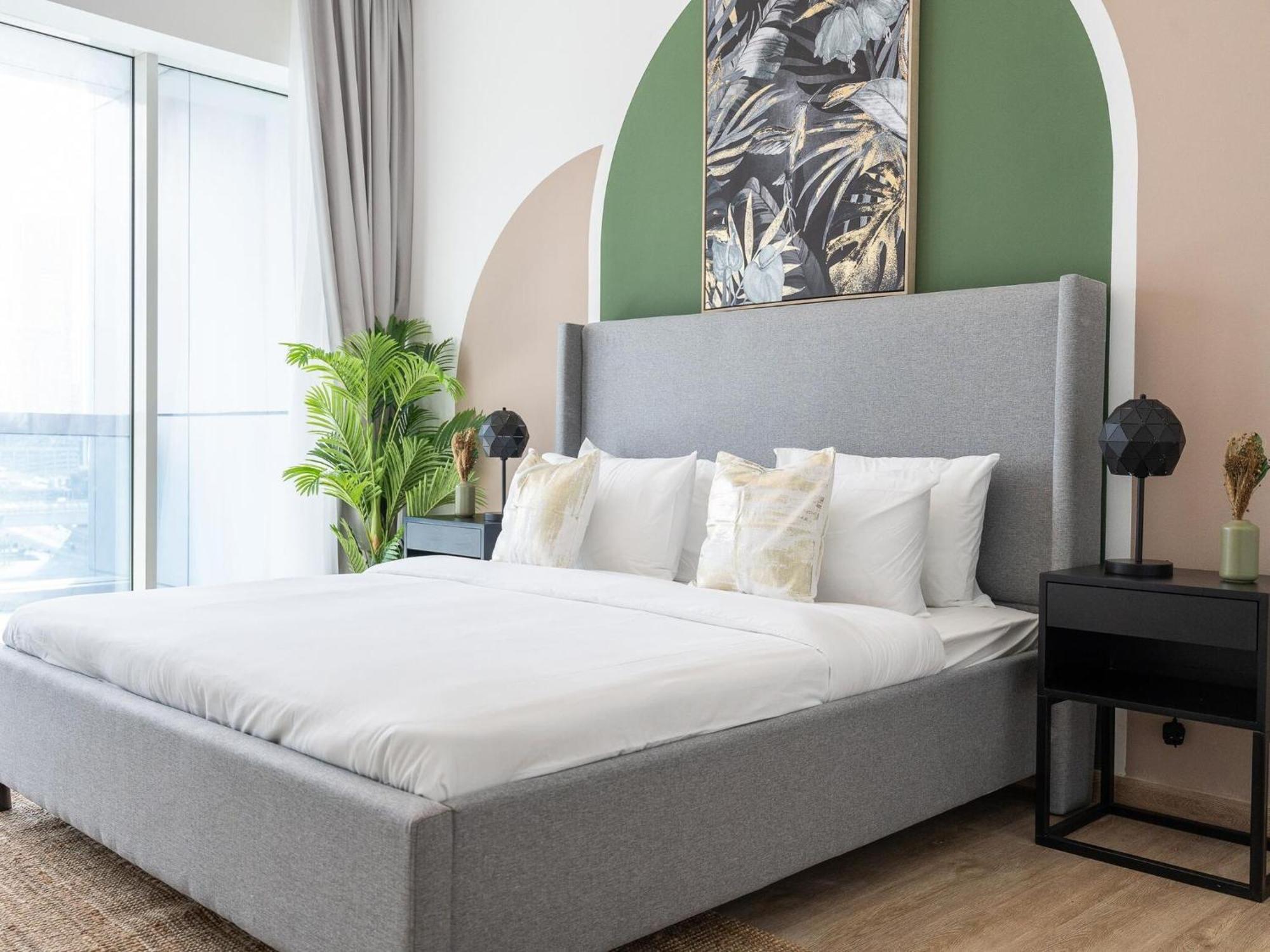 Marina Stunning Huge 4 Bedroom Apts Near Jbr Gym Pool Parking *
