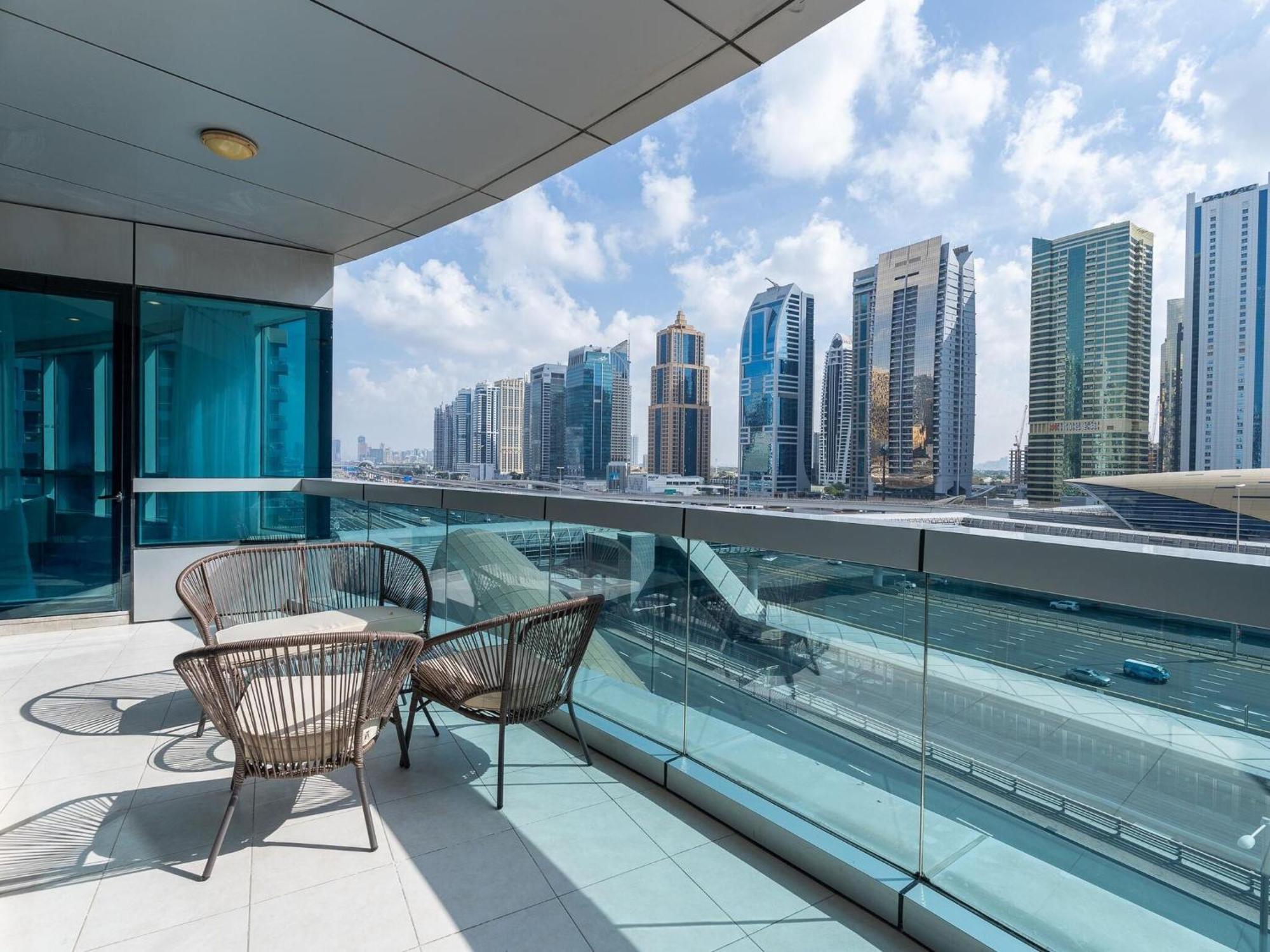 Marina Stunning Huge 4 Bedroom Apts Near Jbr Gym Pool Parking Dubai