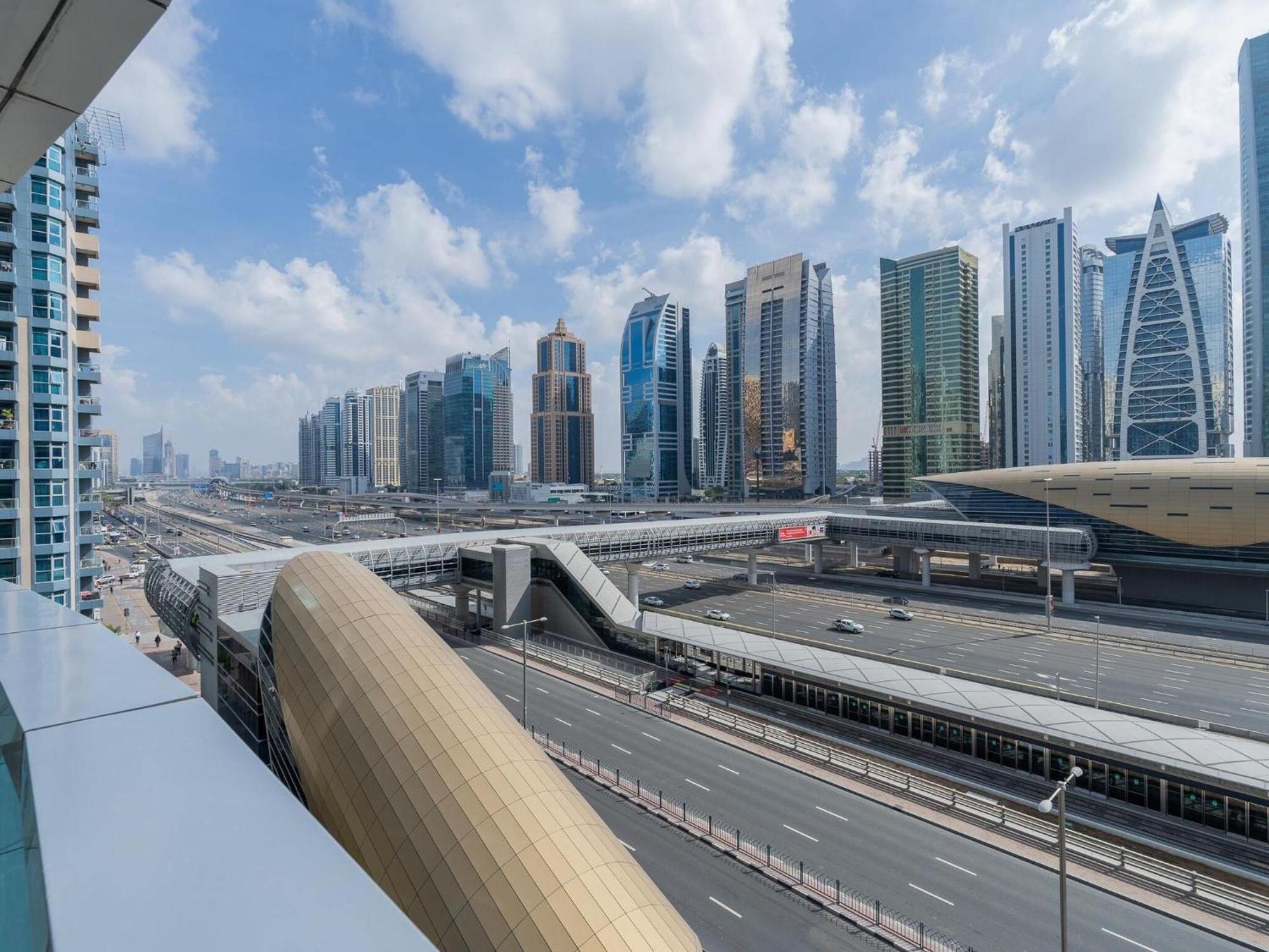 Marina Stunning Huge 4 Bedroom Apts Near Jbr Gym Pool Parking *