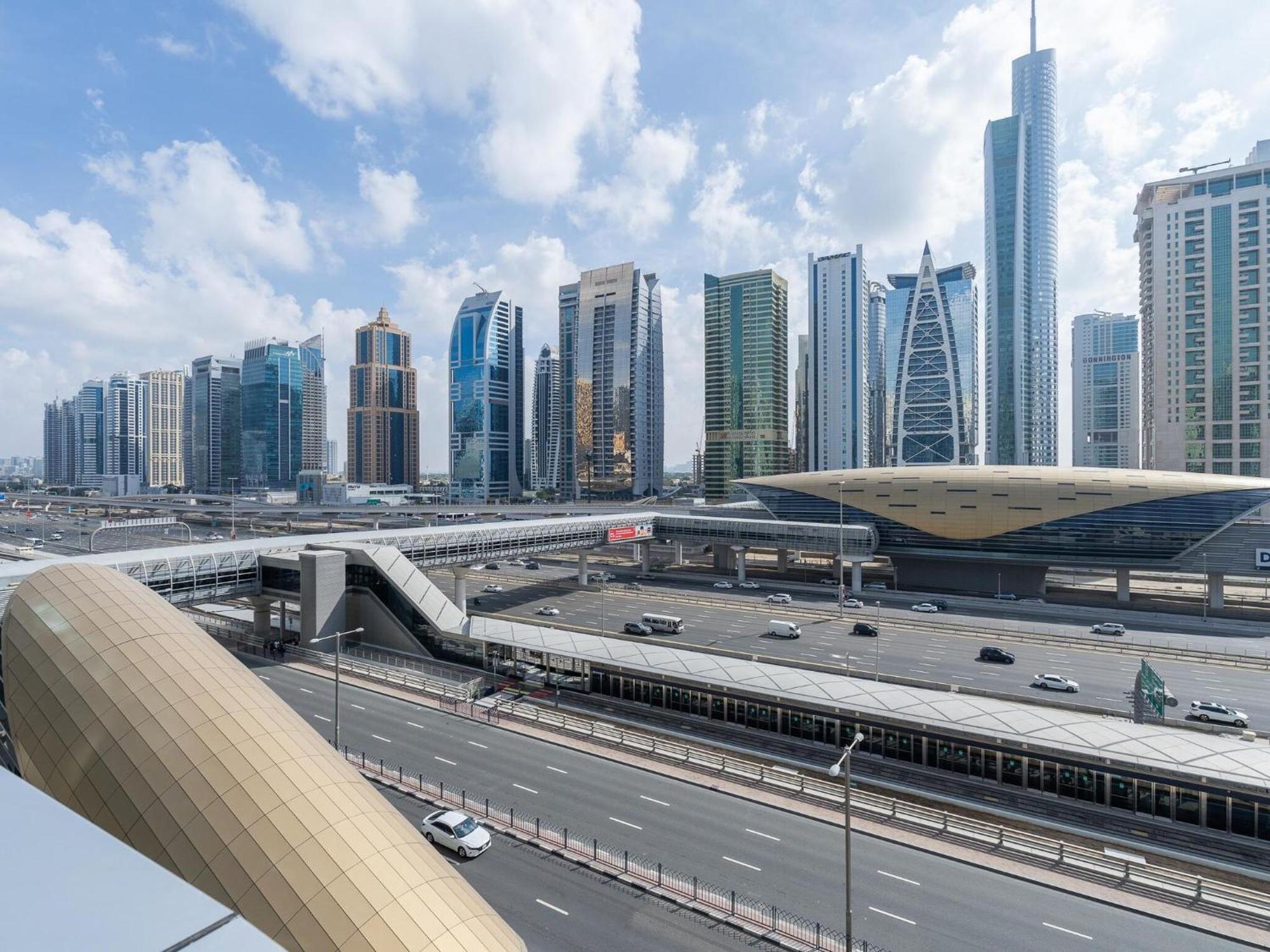 Marina Stunning Huge 4 Bedroom Apts Near Jbr Gym Pool Parking * Dubai