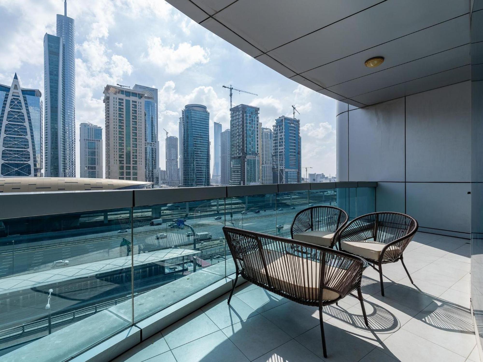 Marina Stunning Huge 4 Bedroom Apts Near Jbr Gym Pool Parking Apartamento