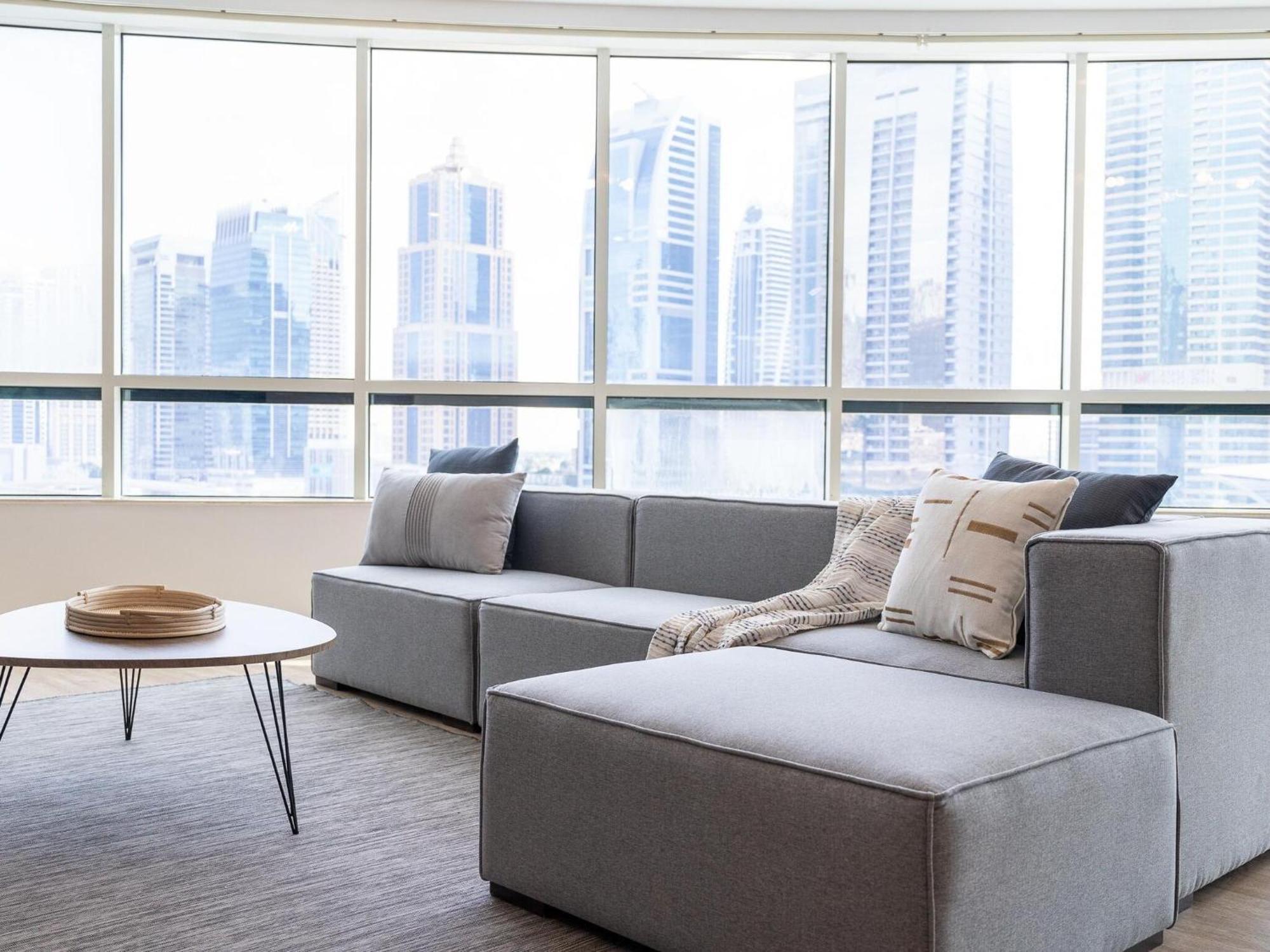 Marina Stunning Huge 4 Bedroom Apts Near Jbr Gym Pool Parking Apartamento *