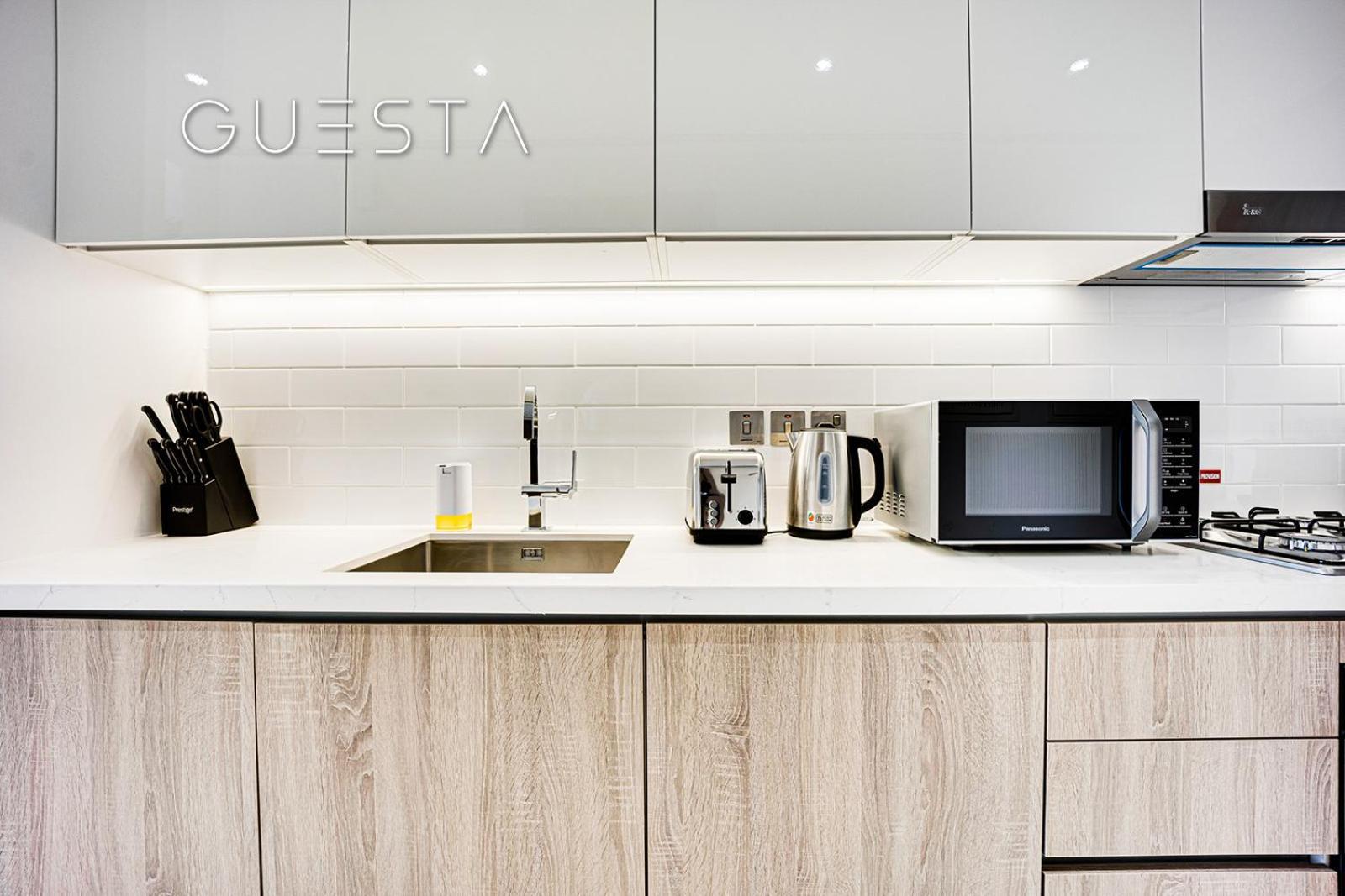 Liv Residence, Marina