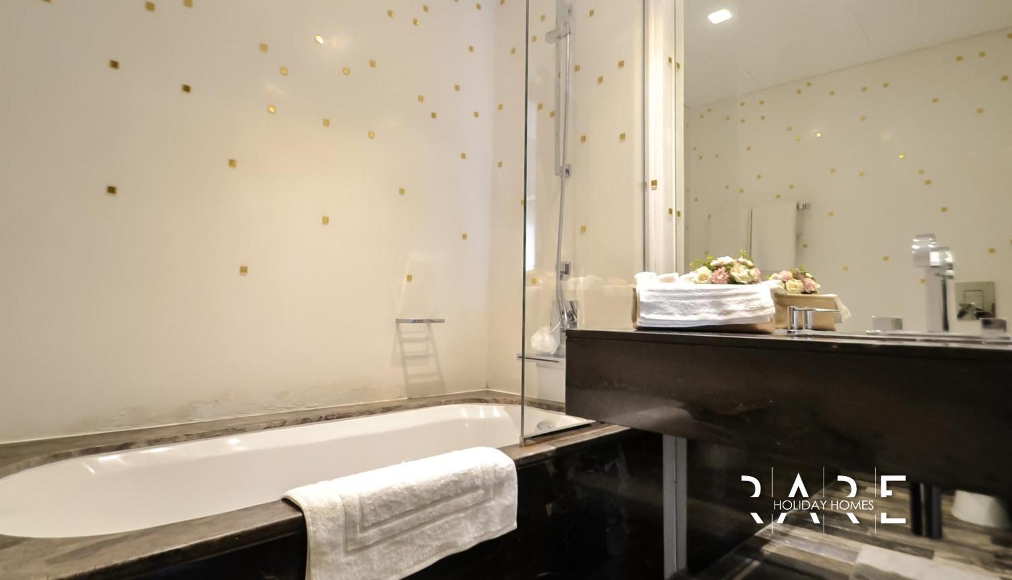 Rare Holiday Homes: Palm View Fendi In Damac Heights